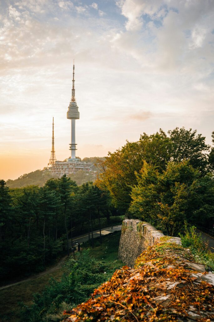 kpop demon hunters Landmark(namsan tower)