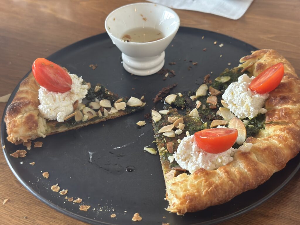OTSEP signature basil pastry pizza - Best Brunch in Mangwon